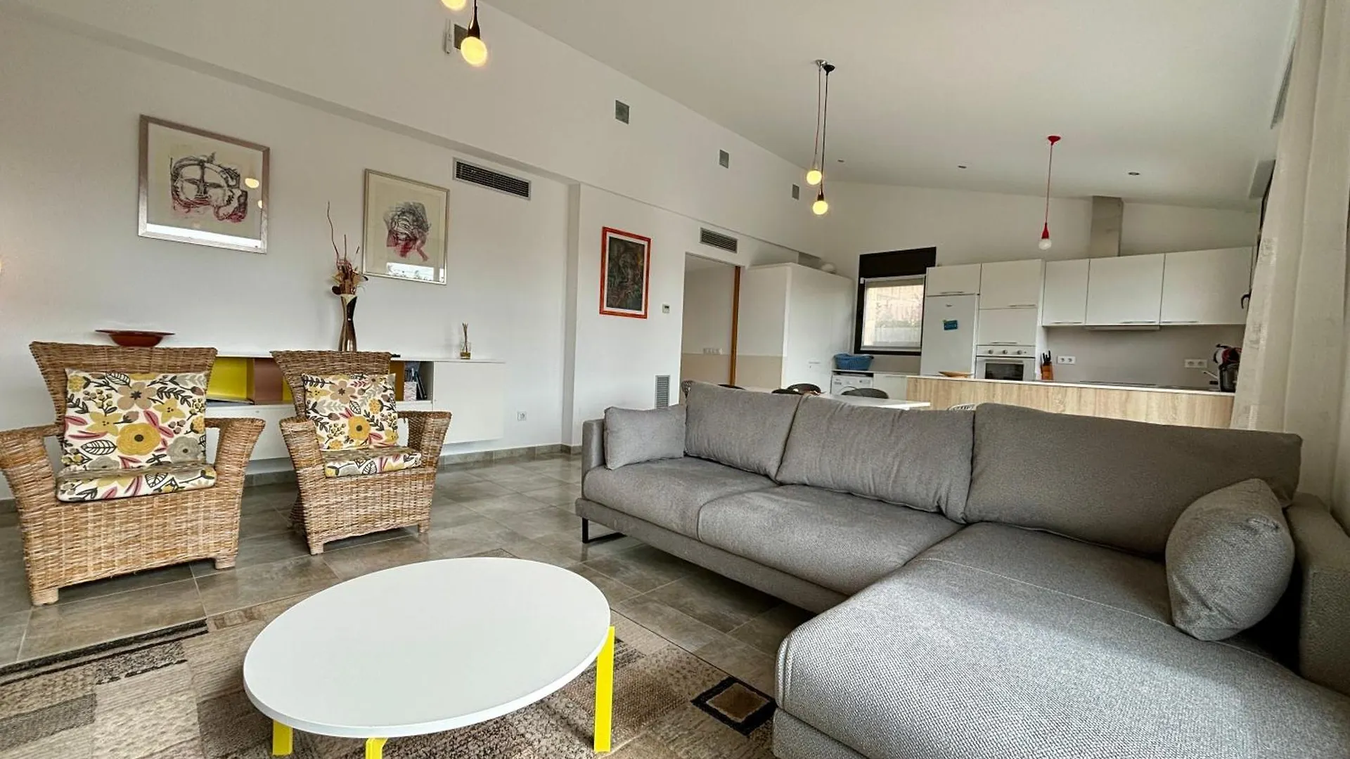 Lichtdurchflutete Ferienvilla Mit Pool Torroella De Montgri Holiday home
